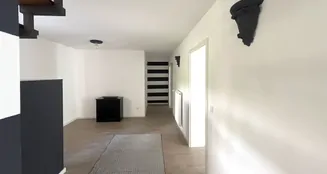 von_poll_real_estate_property_25133843_image_11