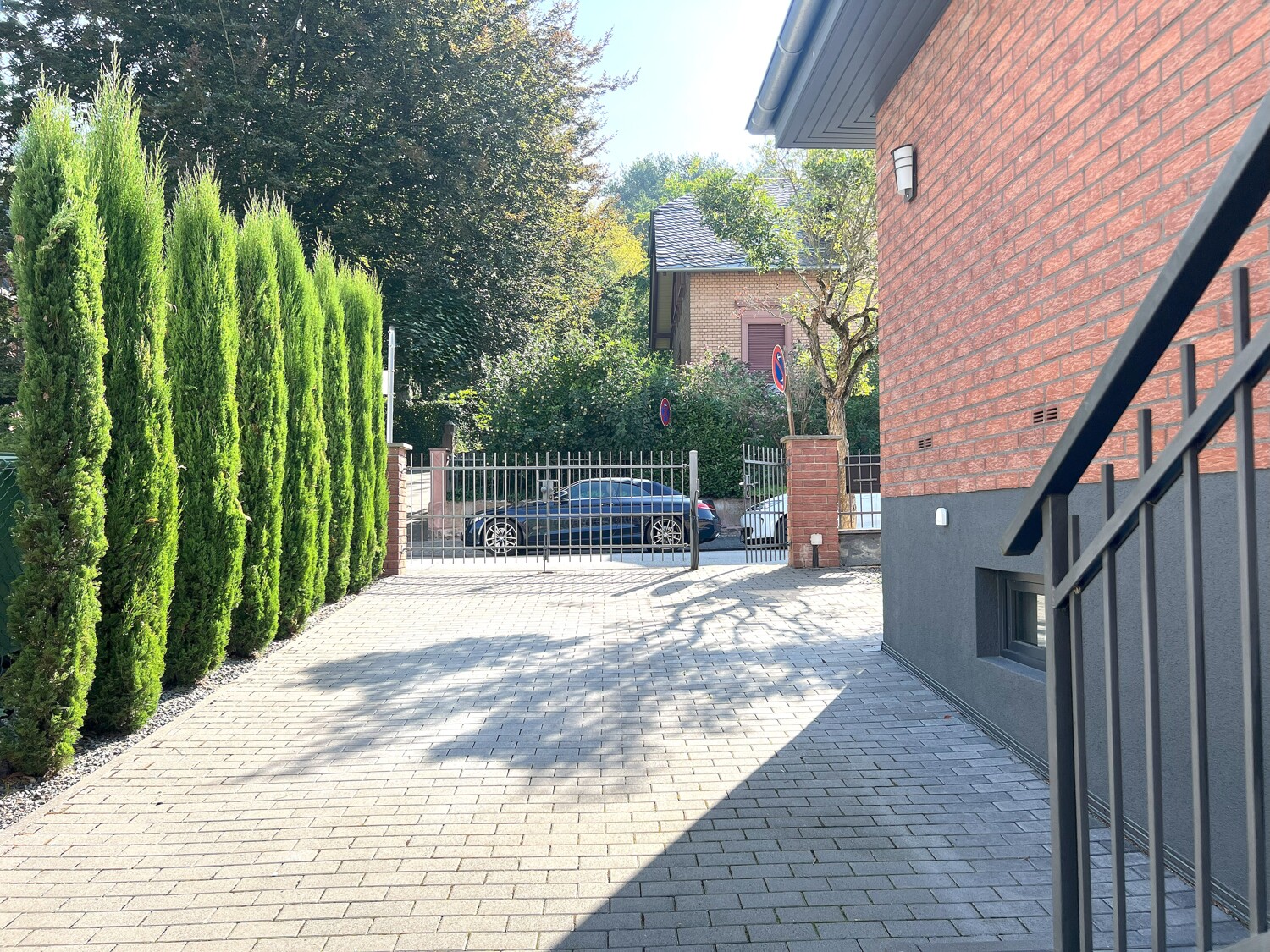 Blick zur Toreinfahrt