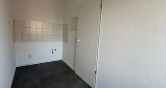 von_poll_real_estate_property_25133833_image_1