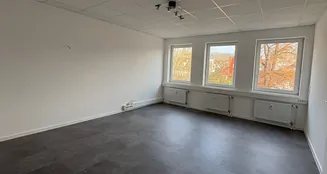 von_poll_real_estate_property_25133833_image_0