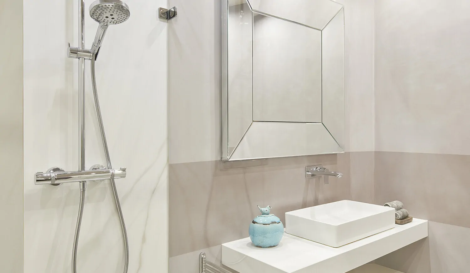 Zeitloses Badezimmer