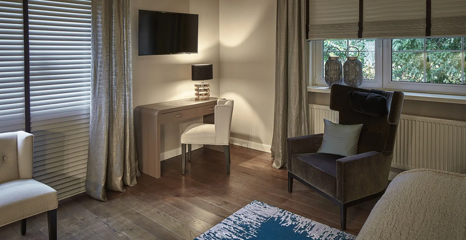 Auch ans Arbeiten wurde gedacht, toller Arbeitsbereich