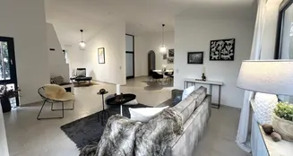 von_poll_real_estate_property_25133858_image_8