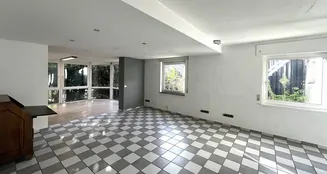 von_poll_real_estate_property_25133852_image_11