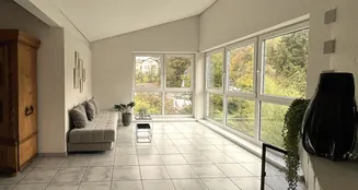 von_poll_real_estate_property_25133852_image_8