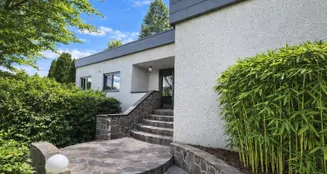 von_poll_real_estate_property_25133856_image_1