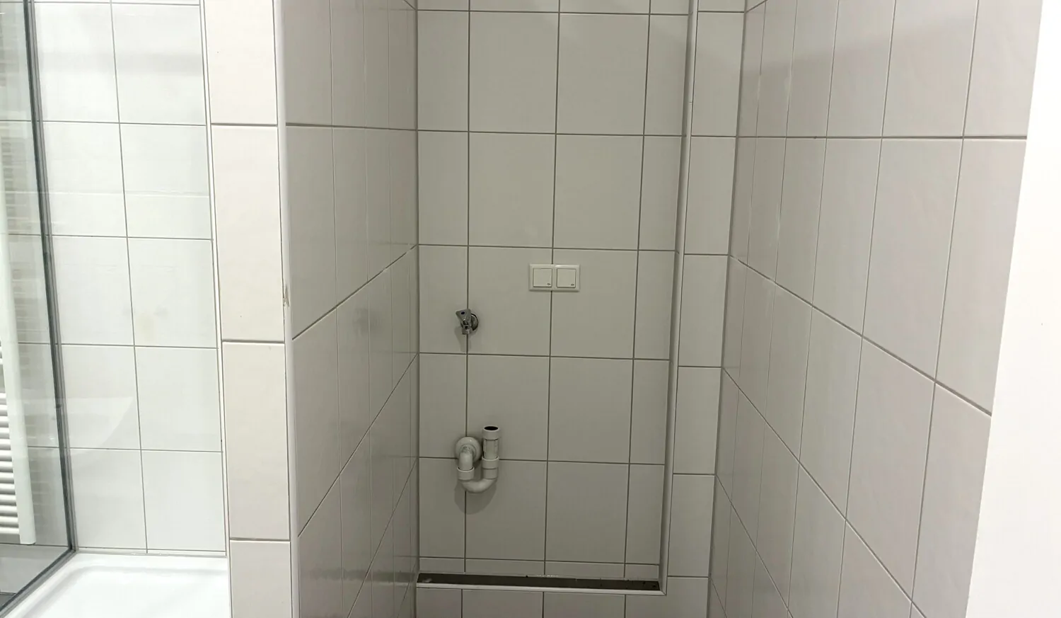 Platz für Waschmaschine und Trockner