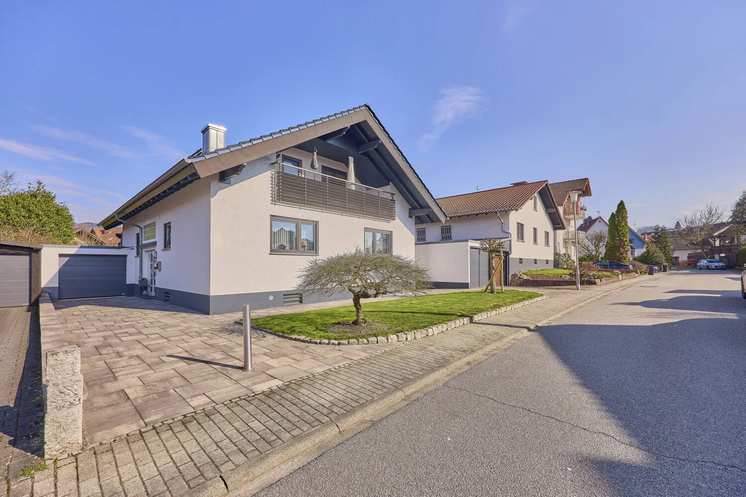 Straßenansicht