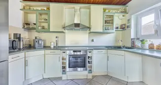 von_poll_real_estate_property_26133876_image_10