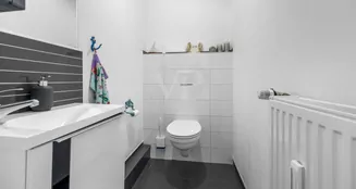 von_poll_real_estate_property_25203047_image_12