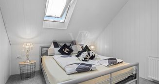 von_poll_real_estate_property_25203018_image_22