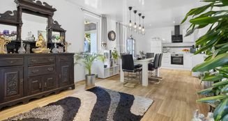 von_poll_real_estate_property_25203018_image_4