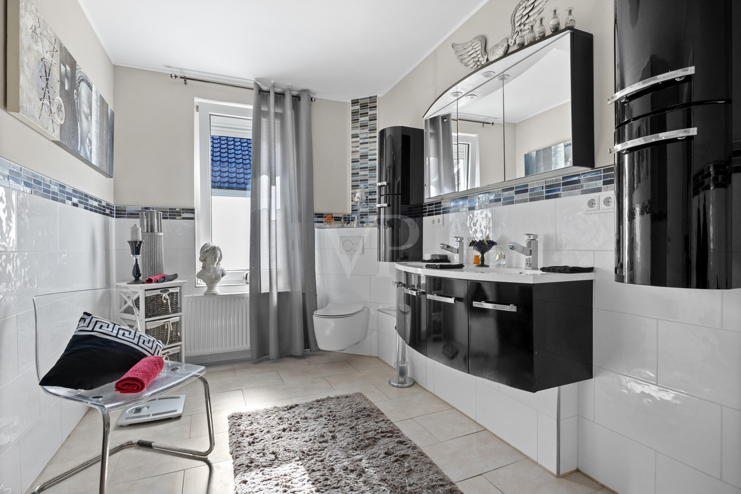 Hauptwohnung Badezimmer