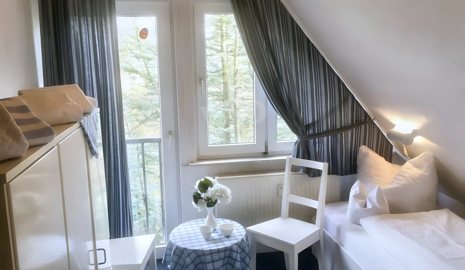 Wohnung 1 - Schlafzimmer