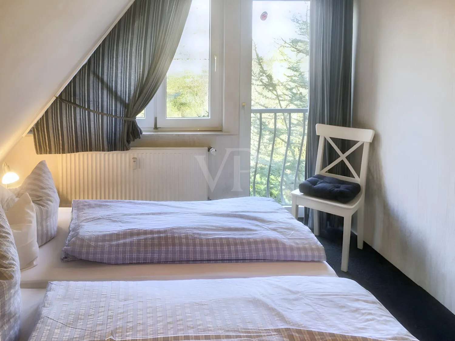 Wohnung 1 - Schlafzimmer