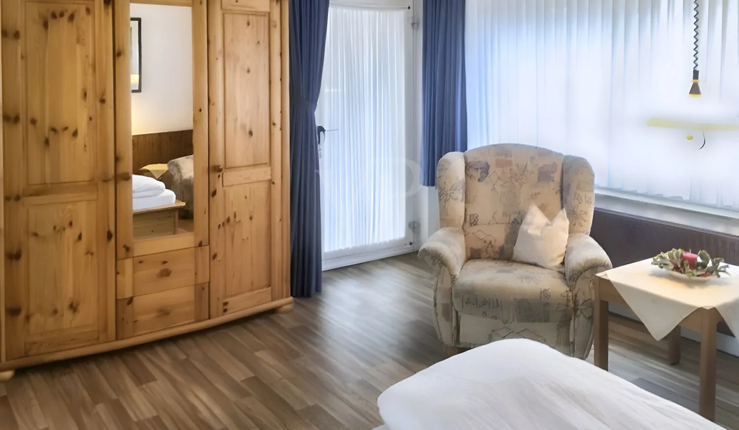 Wohnung 4 - Schlafzimmer