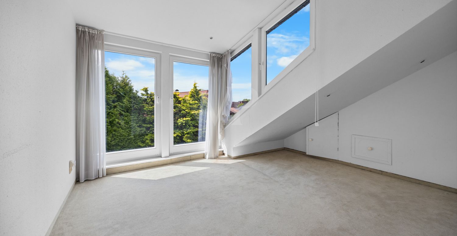 Büro im OG