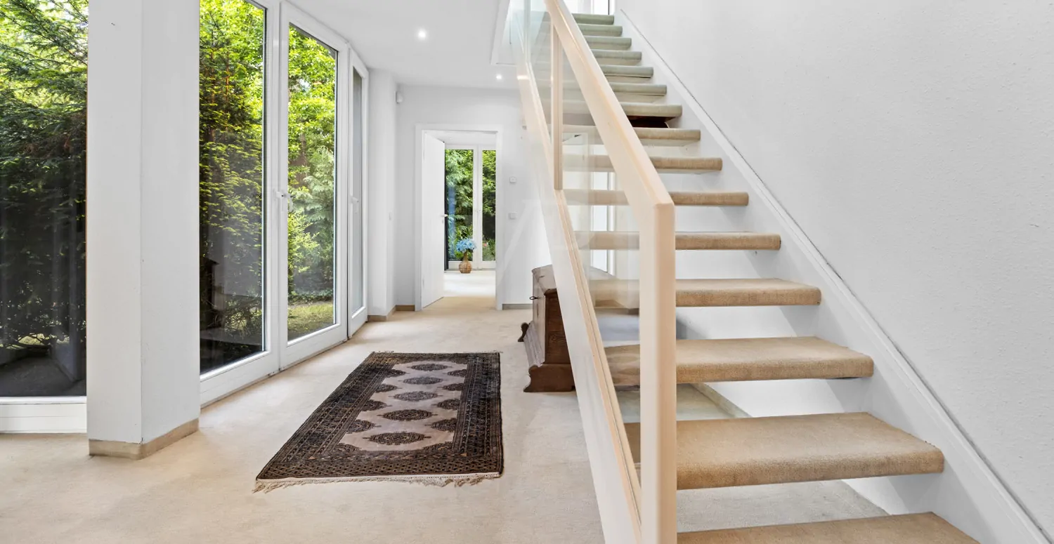 Treppenaufgang im Flur