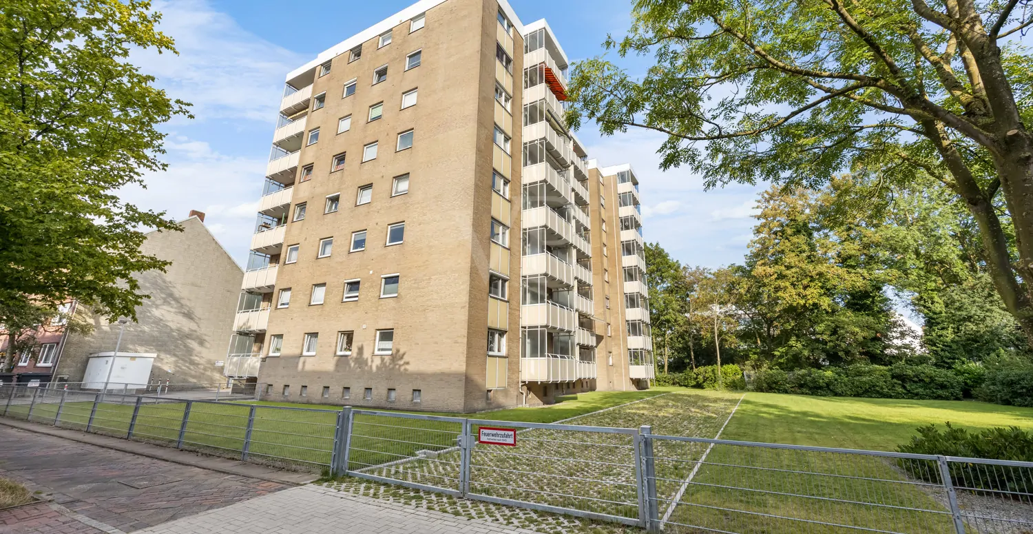 Seitliche Außenaufnahme