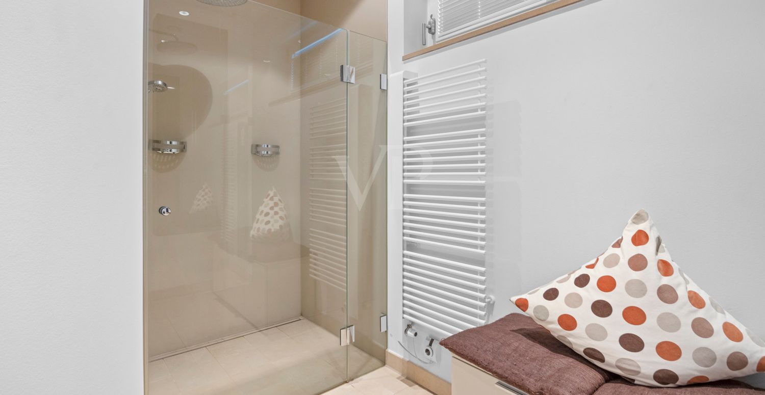 Dusche im Erdgeschoss