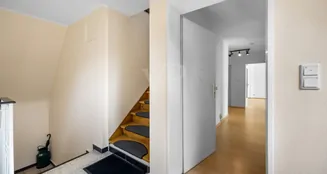 von_poll_real_estate_property_25203024_image_13