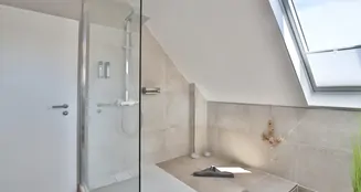 von_poll_real_estate_property_25203019_image_15