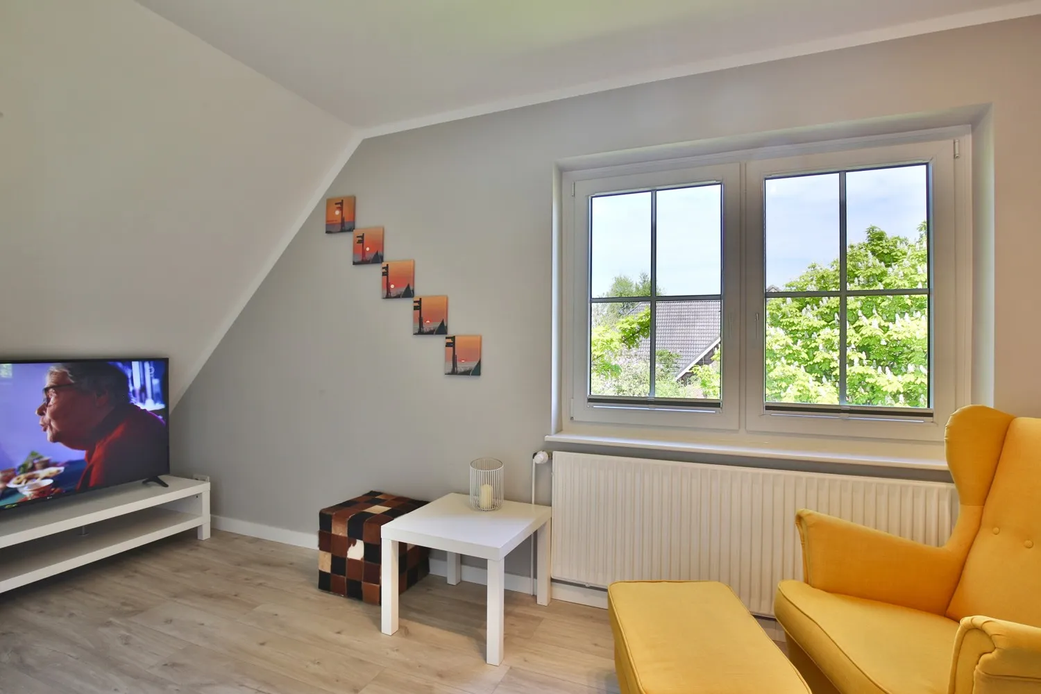 Schlafzimmer 2 rechts