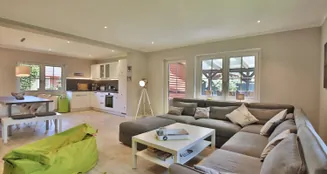 von_poll_real_estate_property_25203019_image_9