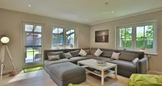 von_poll_real_estate_property_25203019_image_8