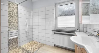 von_poll_real_estate_property_25203049_image_12