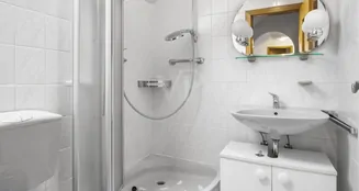 von_poll_real_estate_property_25203049_image_19