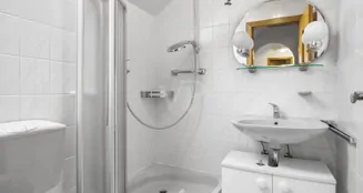 von_poll_real_estate_property_25203049_image_19