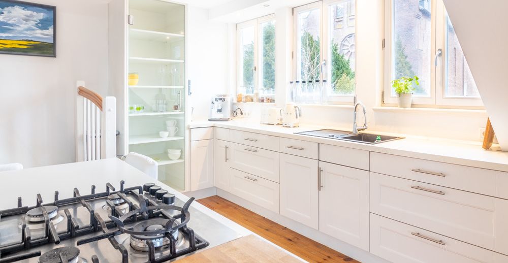 Der Küchenbereich in der Betreiberwohnung