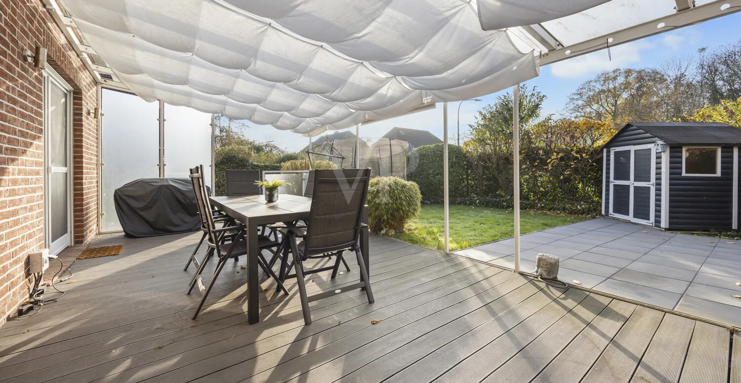 überdachte Terrasse