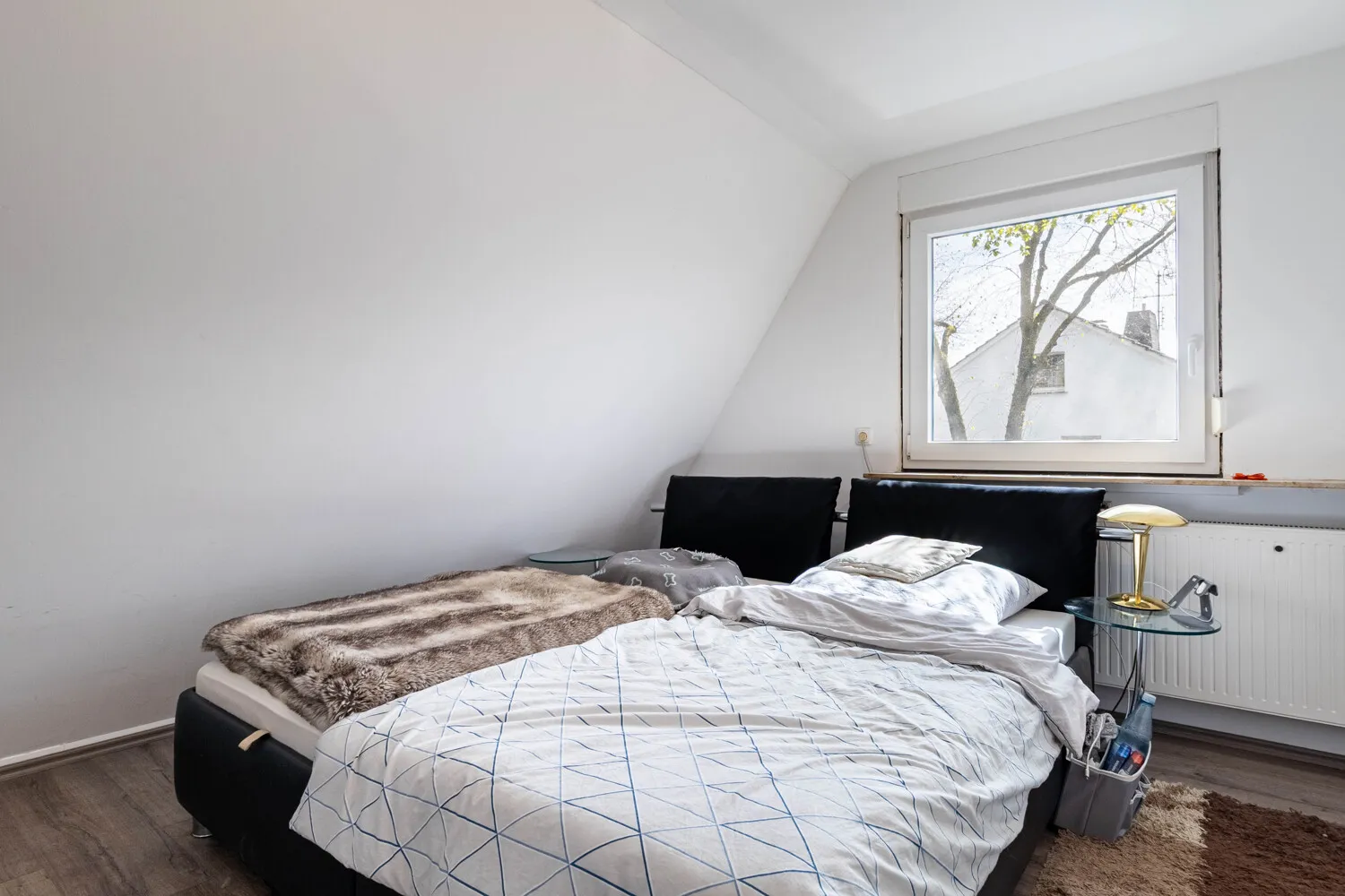 Schlafzimmer 1 OG