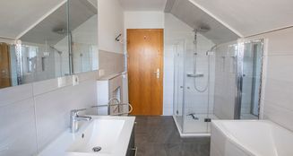 von_poll_real_estate_property_25174007_image_25
