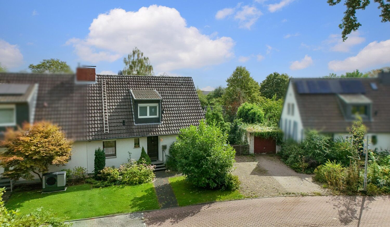 Straßenansicht