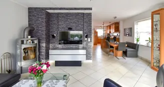 von_poll_real_estate_property_25174020_image_23