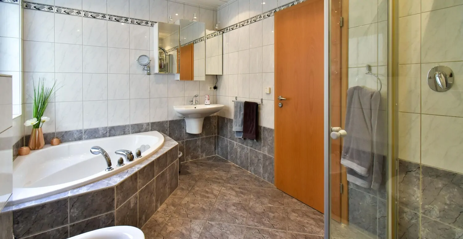 Badezimmer im Souterrain