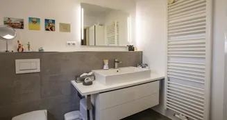 von_poll_real_estate_property_25174019_image_5