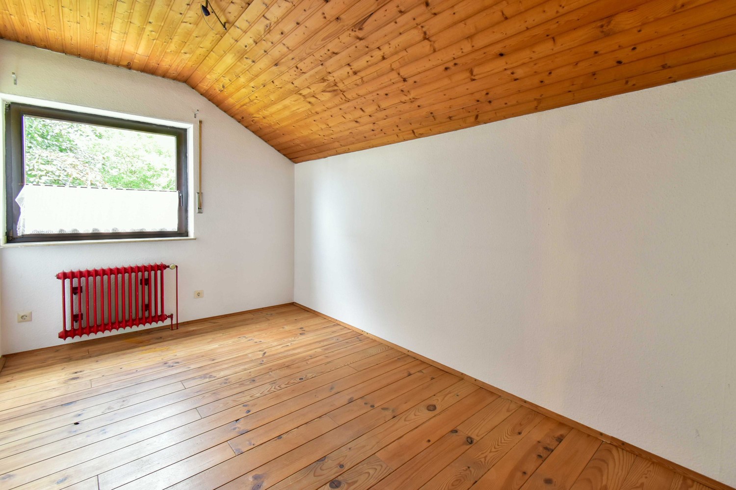 Schlafzimmer III