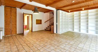von_poll_real_estate_property_25174010_image_8