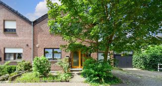 von_poll_real_estate_property_25174010_image_0