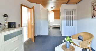 von_poll_real_estate_property_25174016_image_11