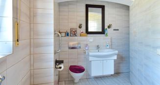 von_poll_real_estate_property_25174011_image_11