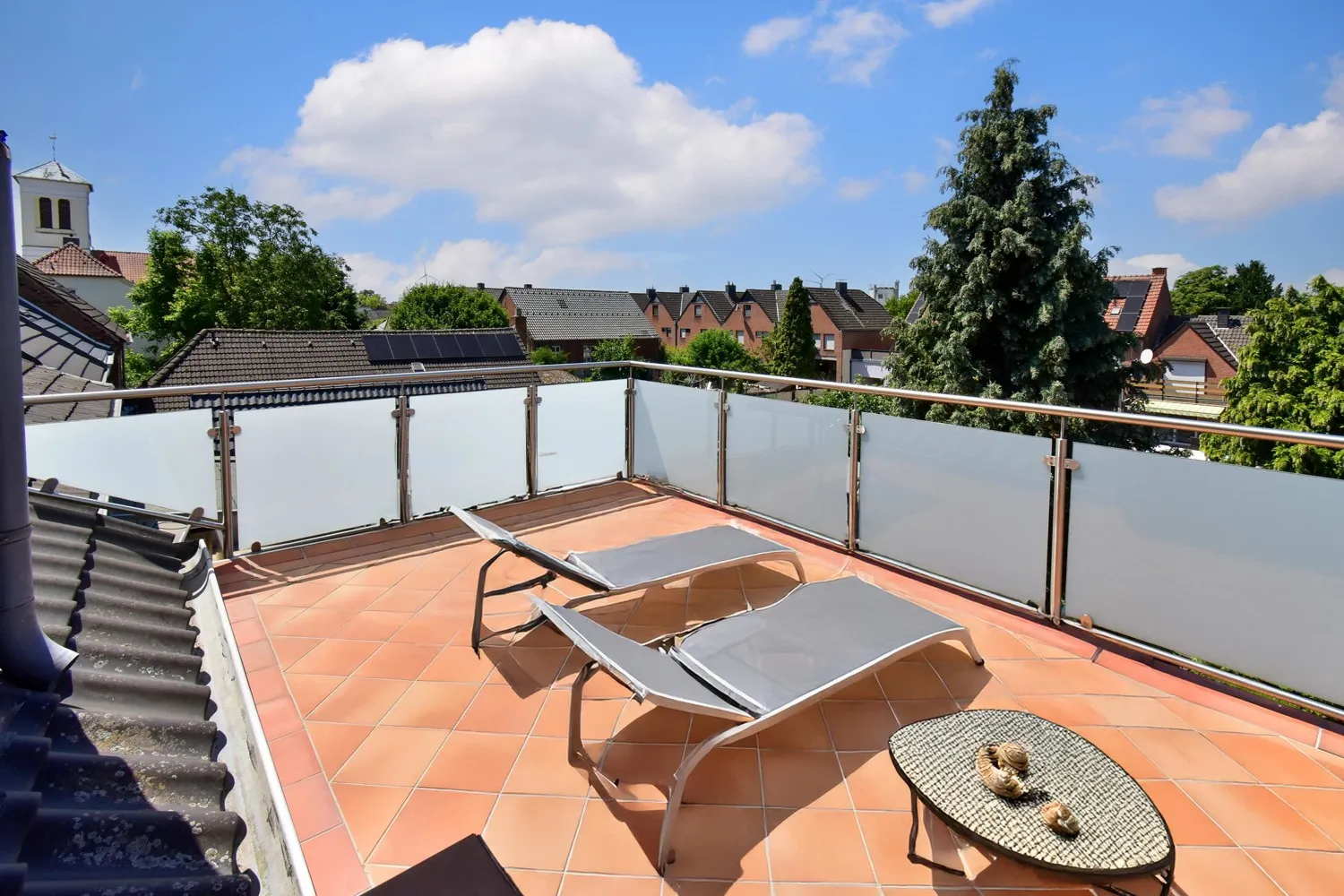 Dachterrasse DG