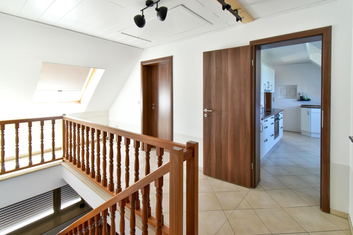 Teppenhaus DG
