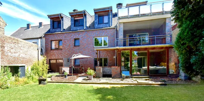 von Poll Immobilien GmbH