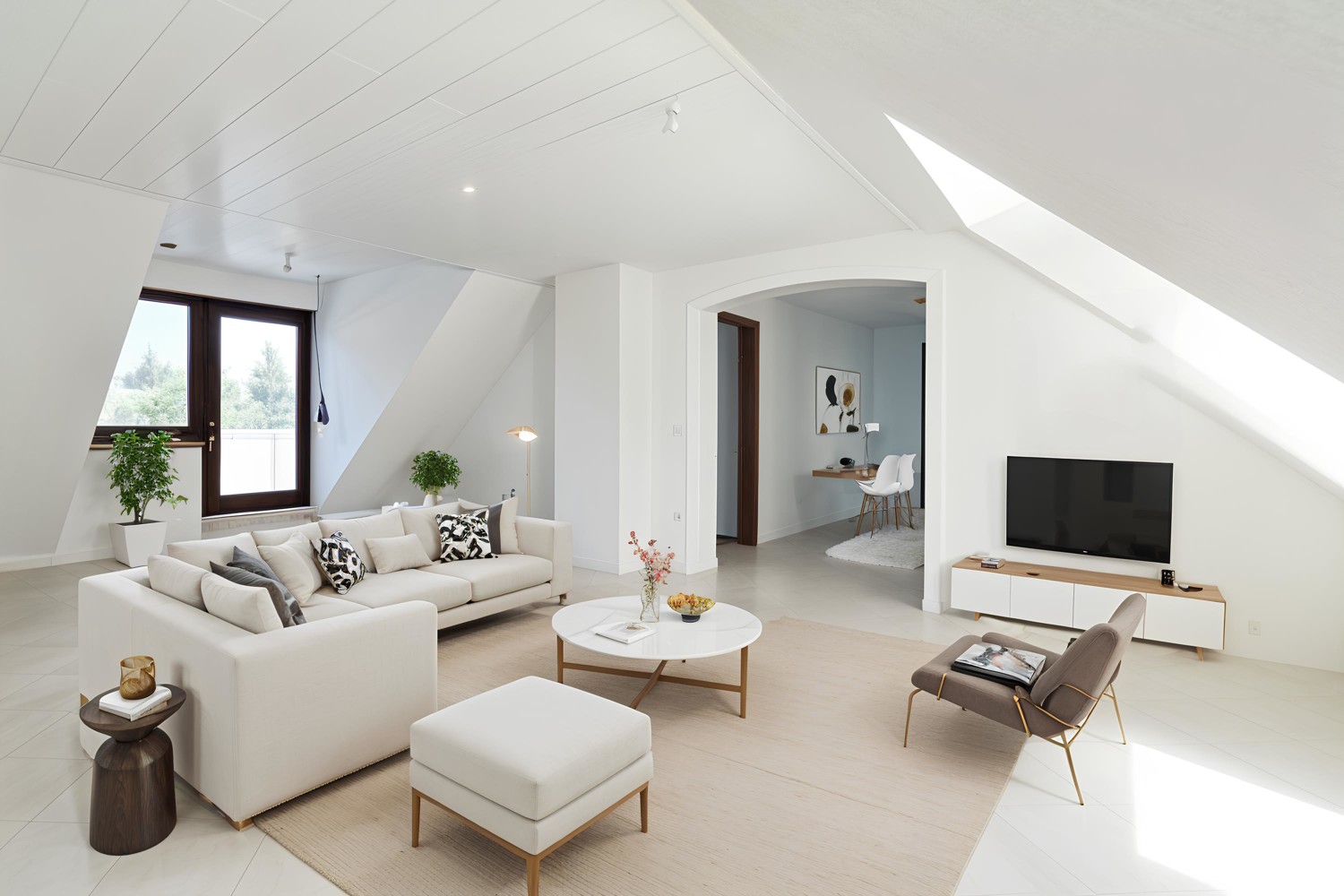 Wohnzimmer DG