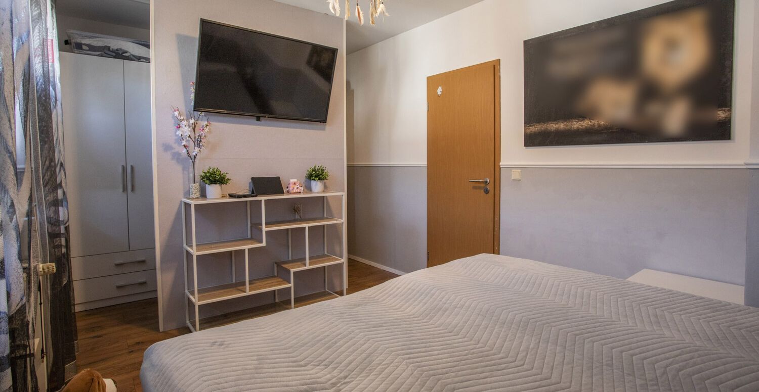 Schlafzimmer III
